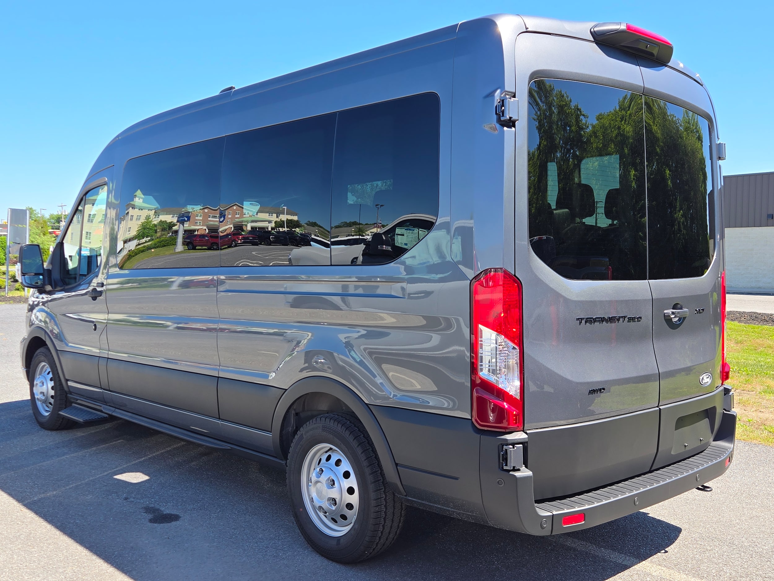 ford transit passenger van 2026 1FBAX9CG0TKB07799 image ford transit passenger van 2026 1FBAX9CG0TKB07799 image